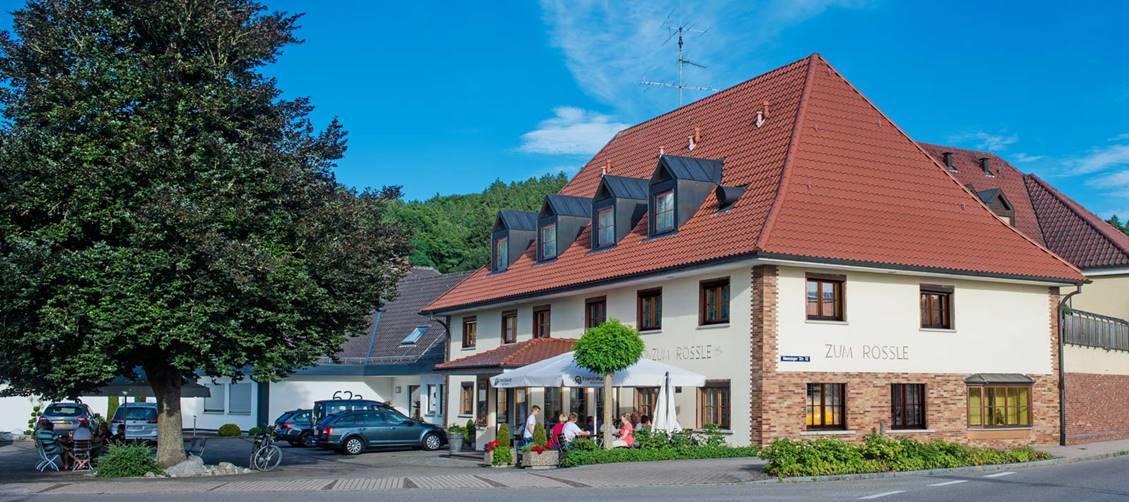 Hotel Gasthof Zum Roessle Altenstadt  Dış mekan fotoğraf