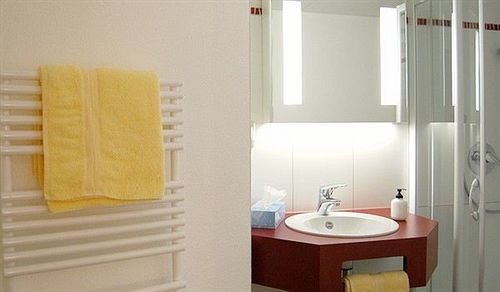Hotel Gasthof Zum Roessle Altenstadt  Dış mekan fotoğraf