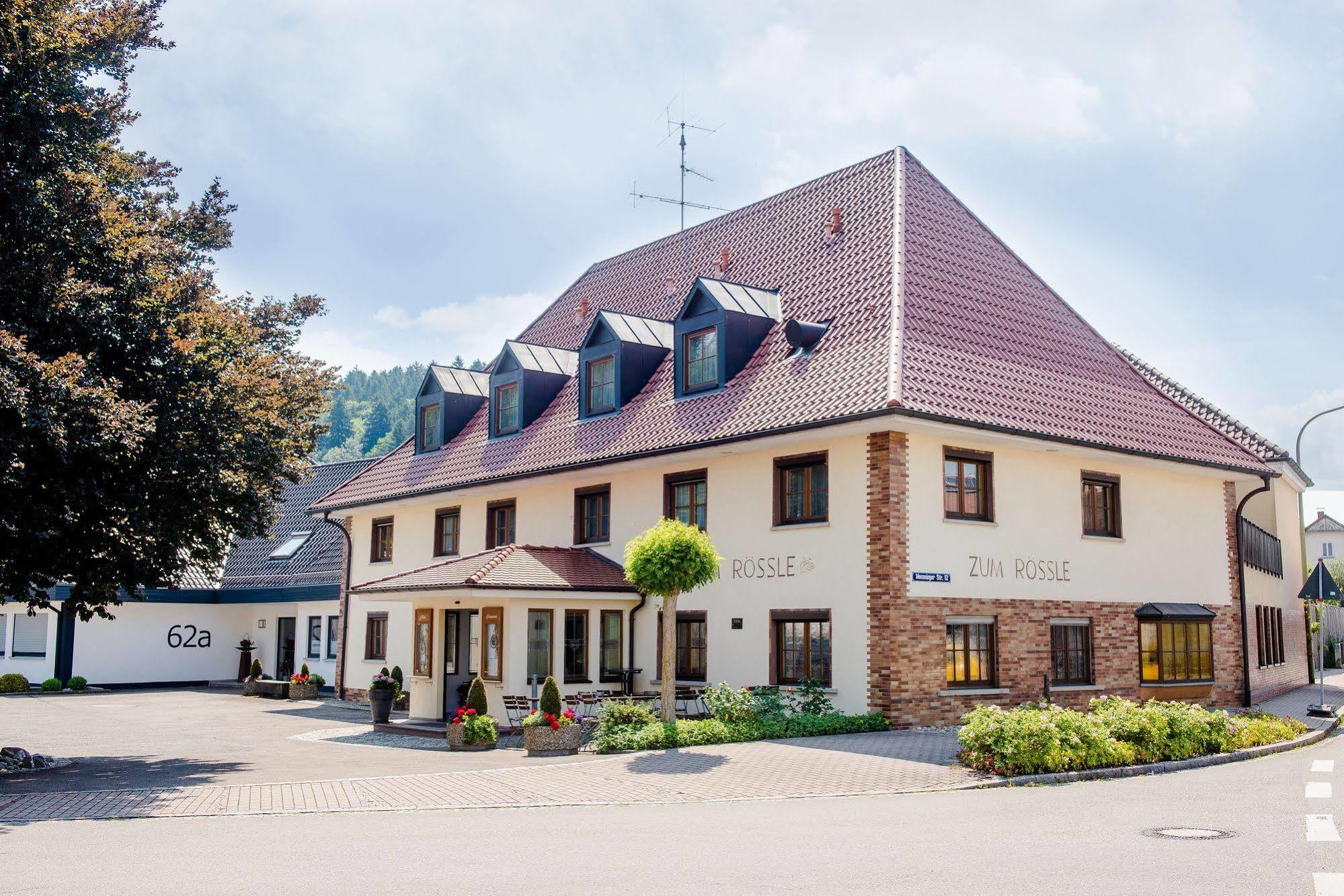Hotel Gasthof Zum Roessle Altenstadt  Dış mekan fotoğraf