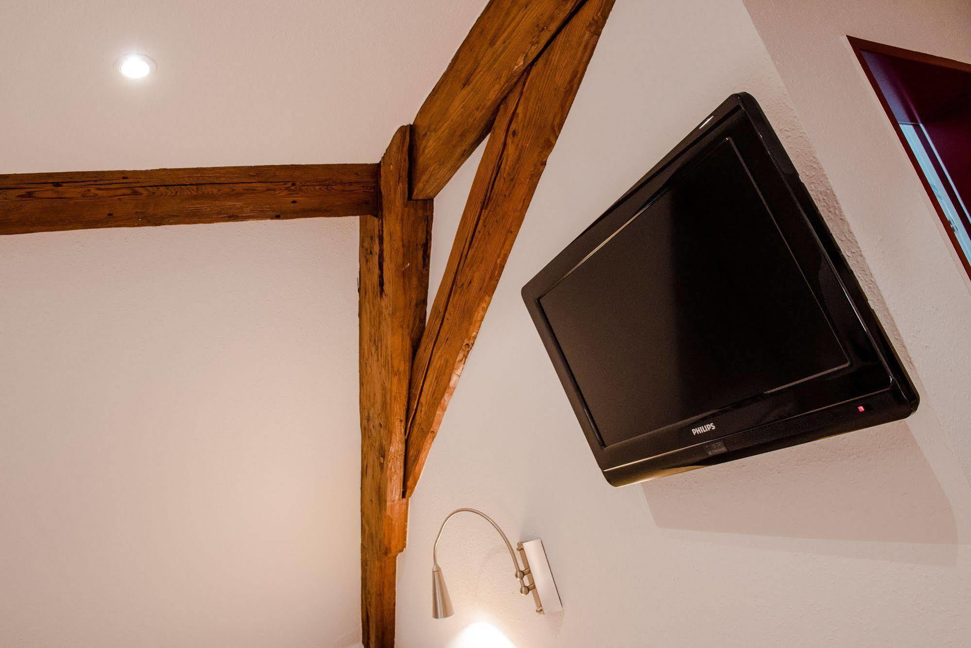 Hotel Gasthof Zum Roessle Altenstadt  Dış mekan fotoğraf